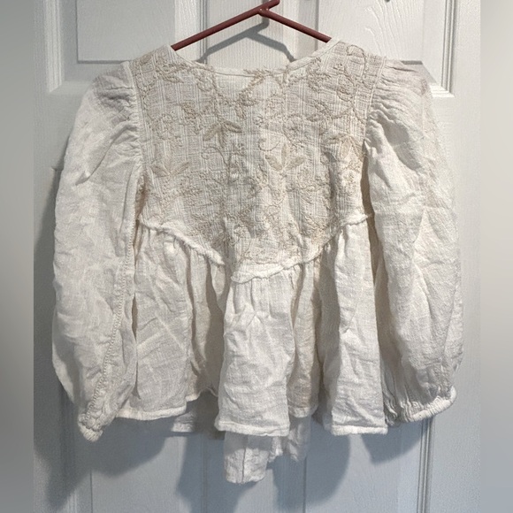 House of Harlow 1960 Tops - House of Harlow White lightweight 3/4 length sleeve cream accent Like New Small